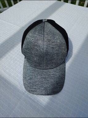 CALIA by Carrie Underwood Heather Gray and Black Baseball Cap